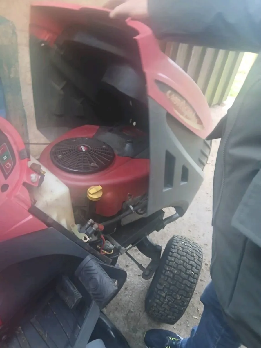 Garden equipment - Image 2