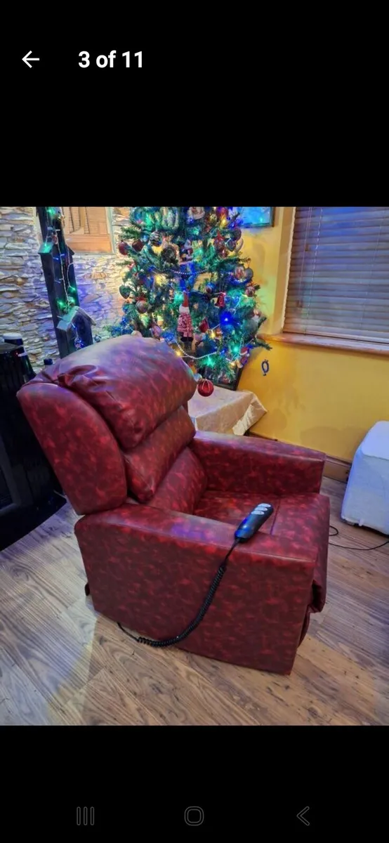 Electric riser recliner armchair - Image 3