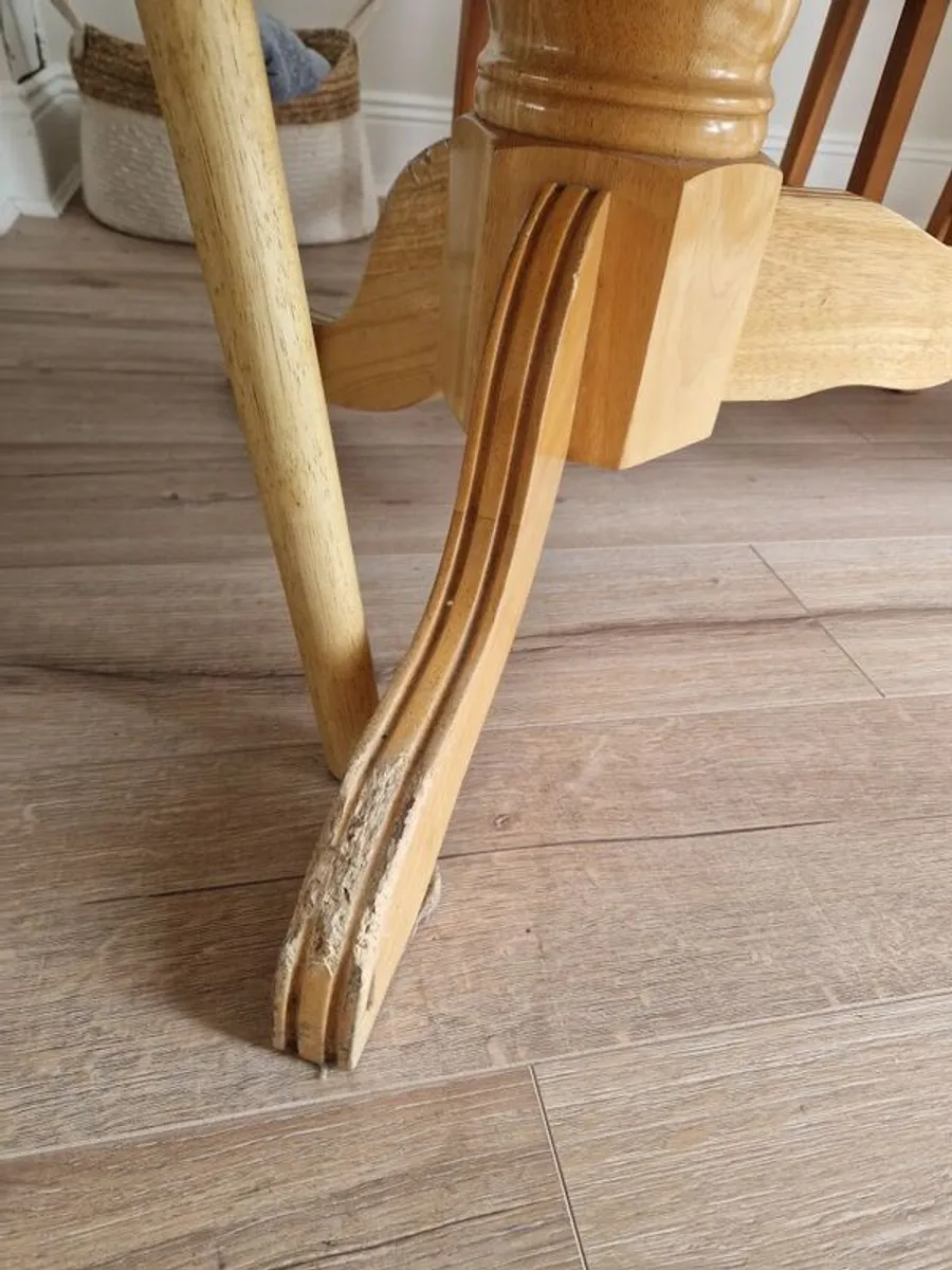 Solid Oak 8 Seater Dining Table - Image 4