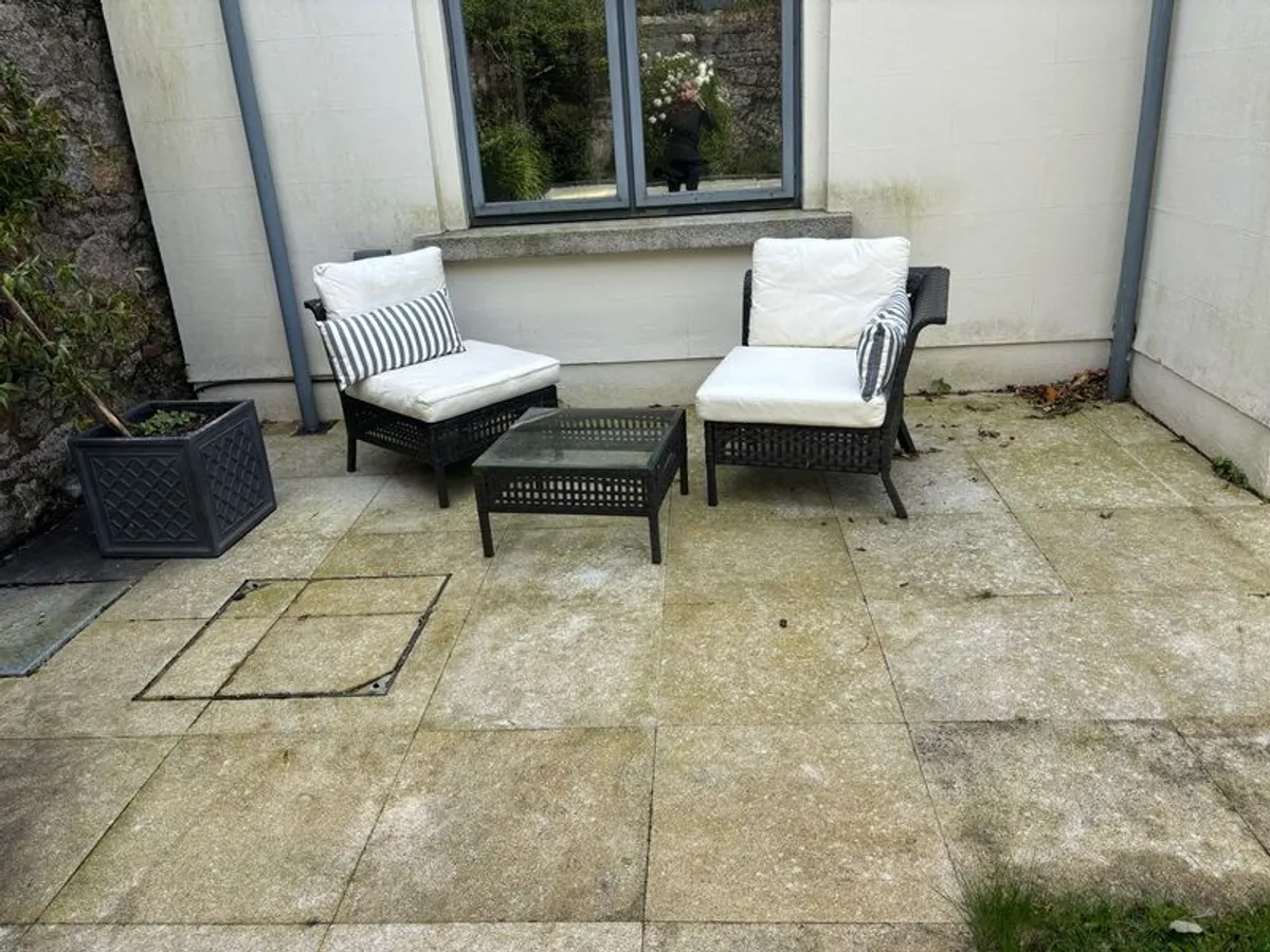 Outdoor Living garden set. Can be left outside all year - Image 3