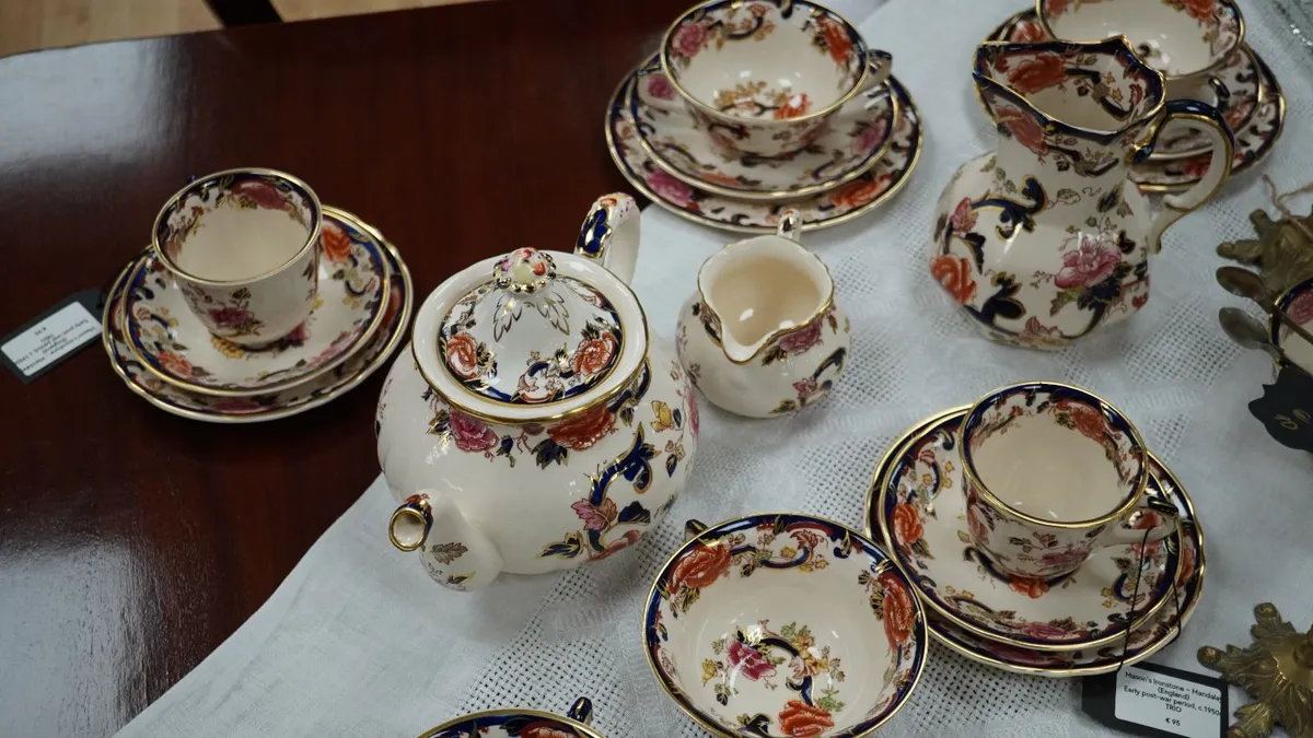 Lot of Old Masons Mandalay - Image 4