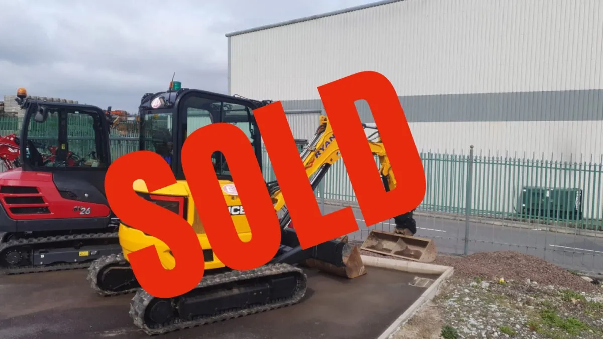 JCB 3.5 TON DIGGER - Image 1