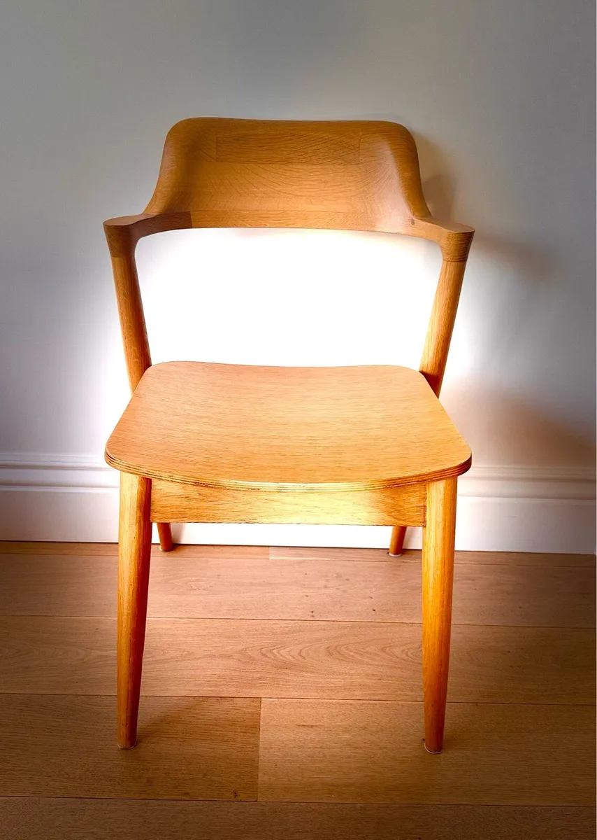 6 Solid oak dining chairs - Image 1