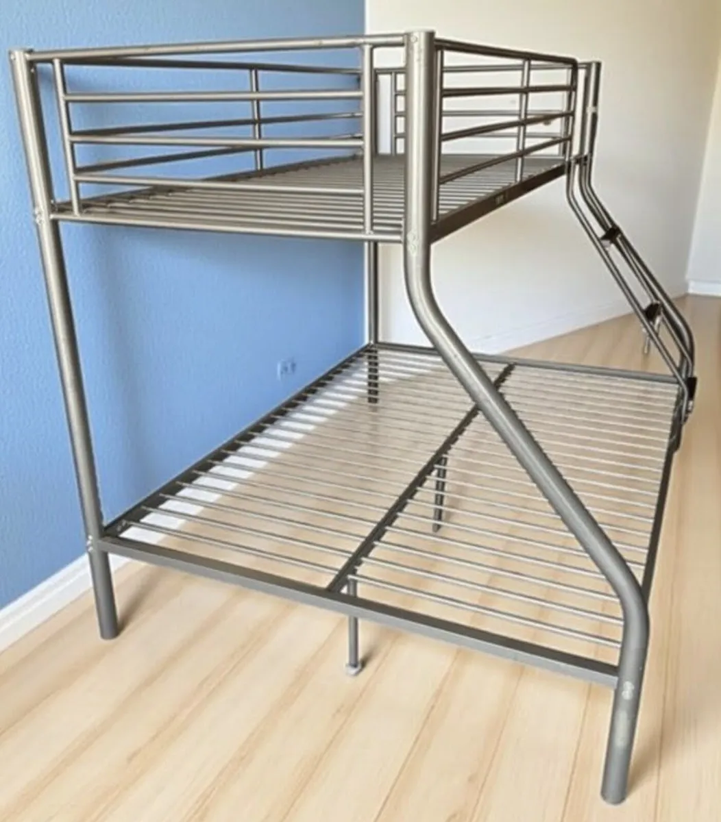 Bunk Bed. Double\Single combo. - Image 1