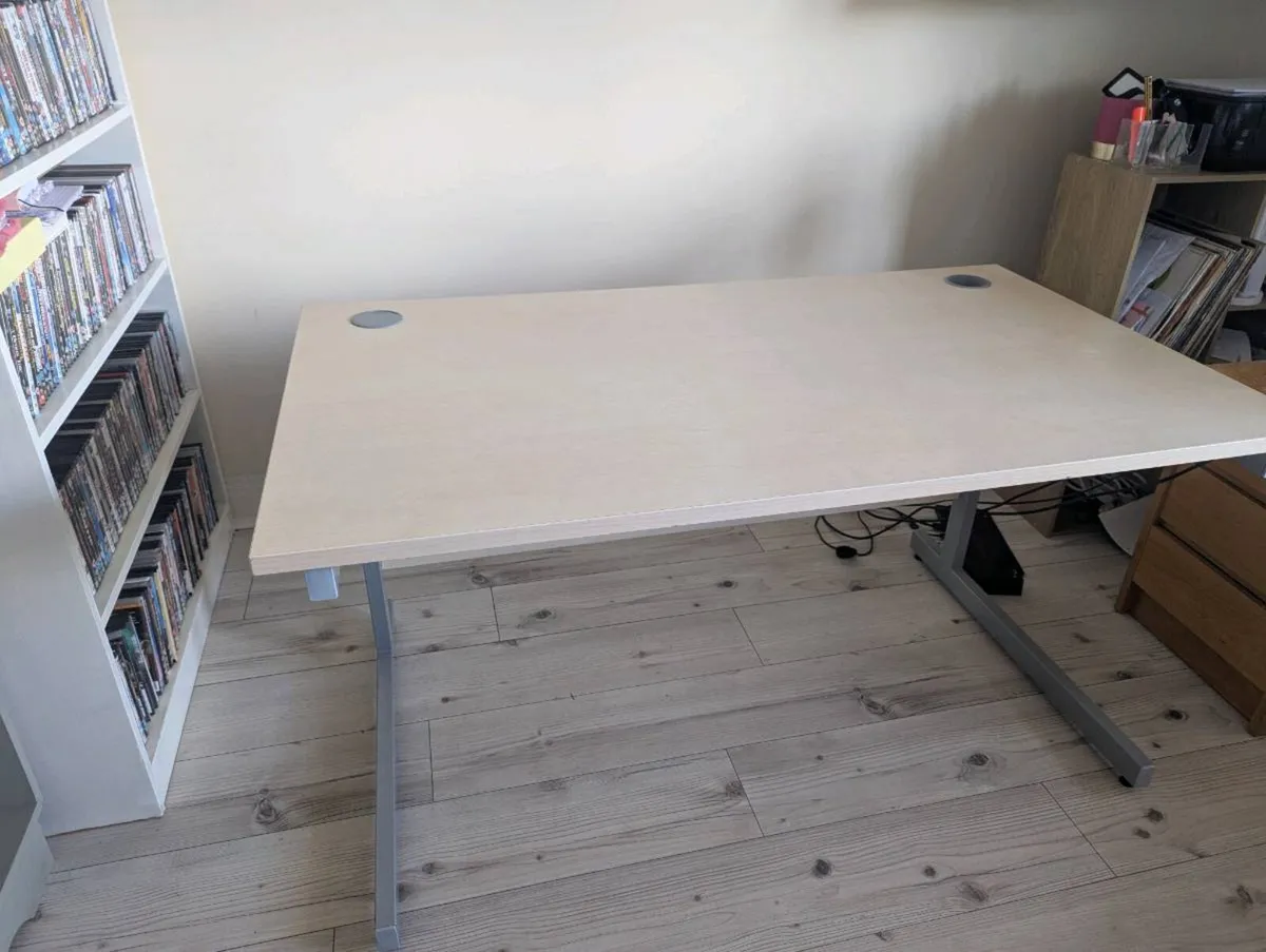 Office Desk - Image 1