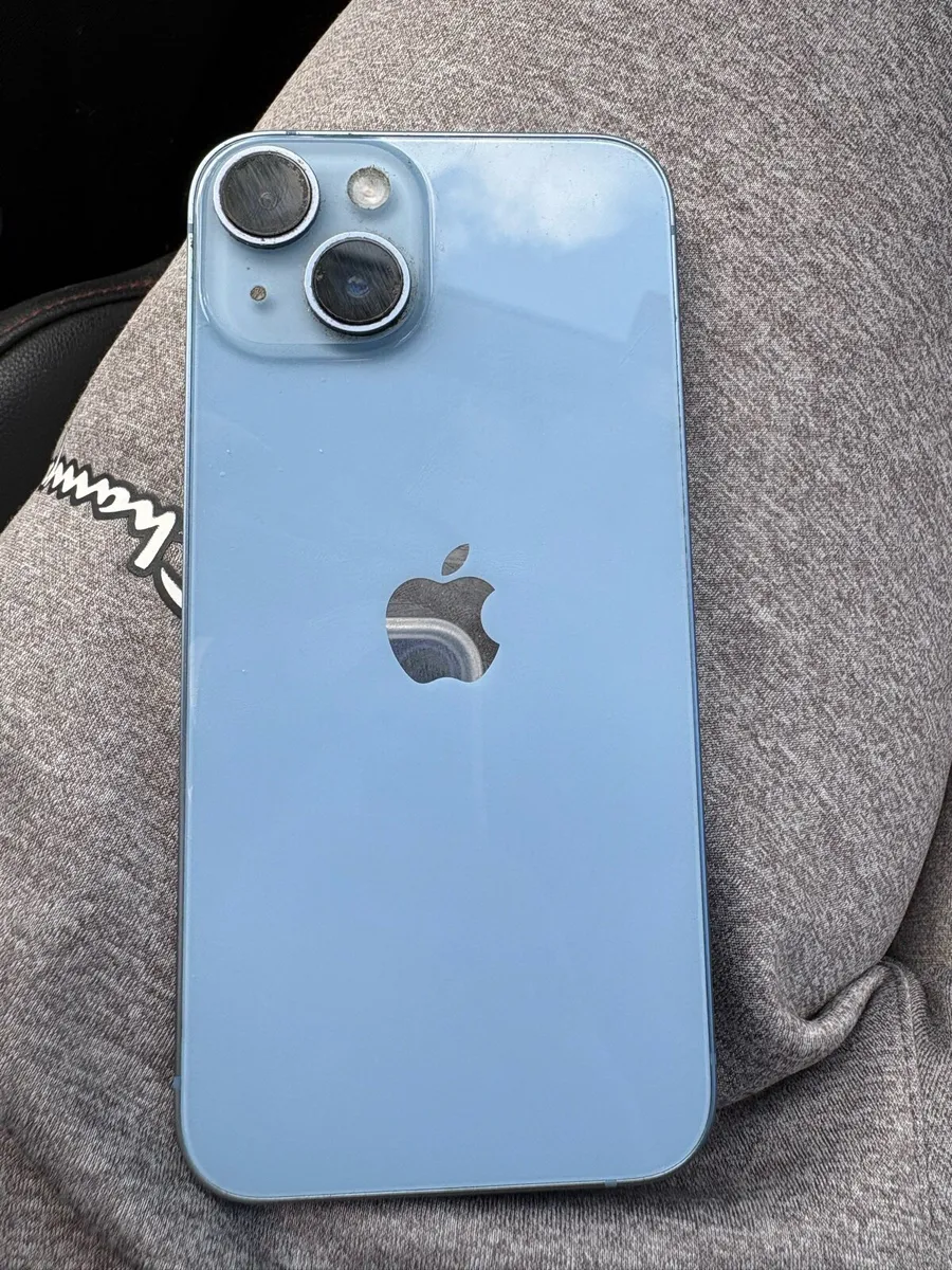 iPhone 14 - Image 2
