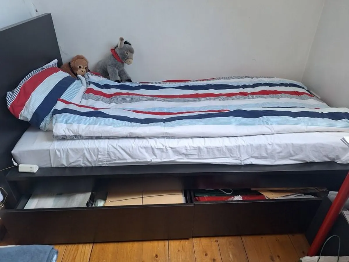 Single Bed - Image 3