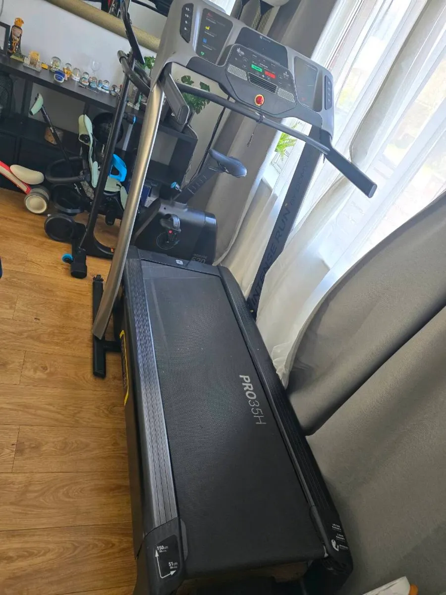 Professional Grade Treadmill - Domyos Intense Run - Image 3