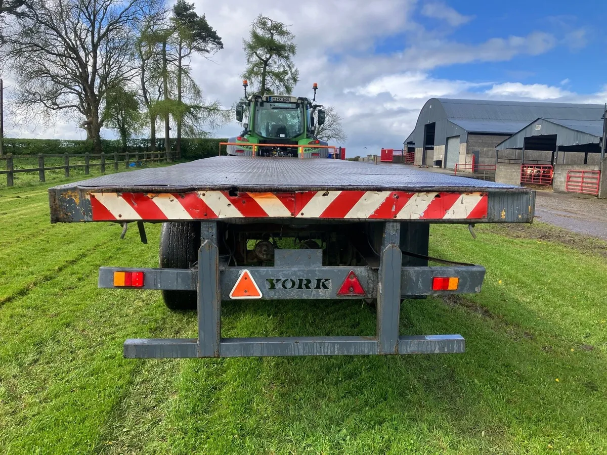 Bale trailer - Image 2