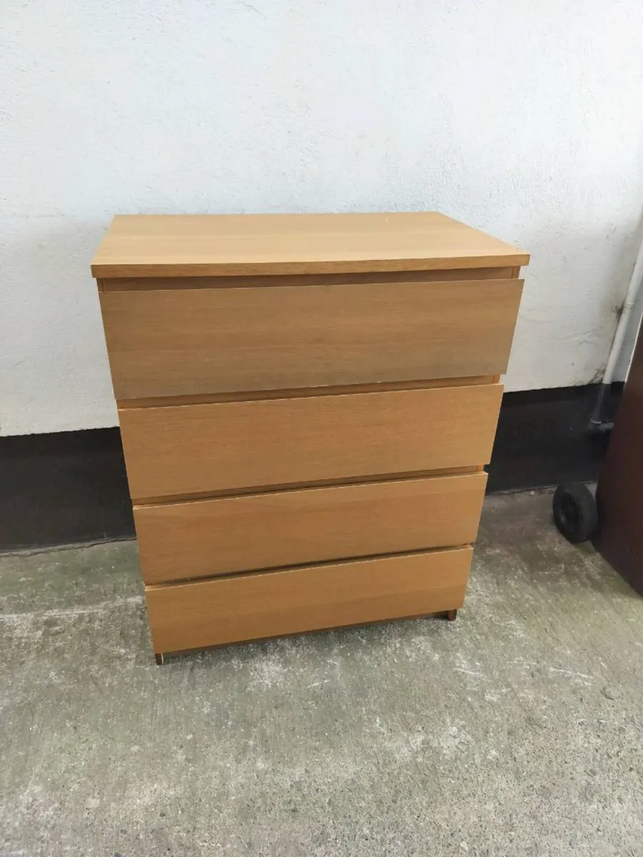 Chest of 4 drawers - Image 1