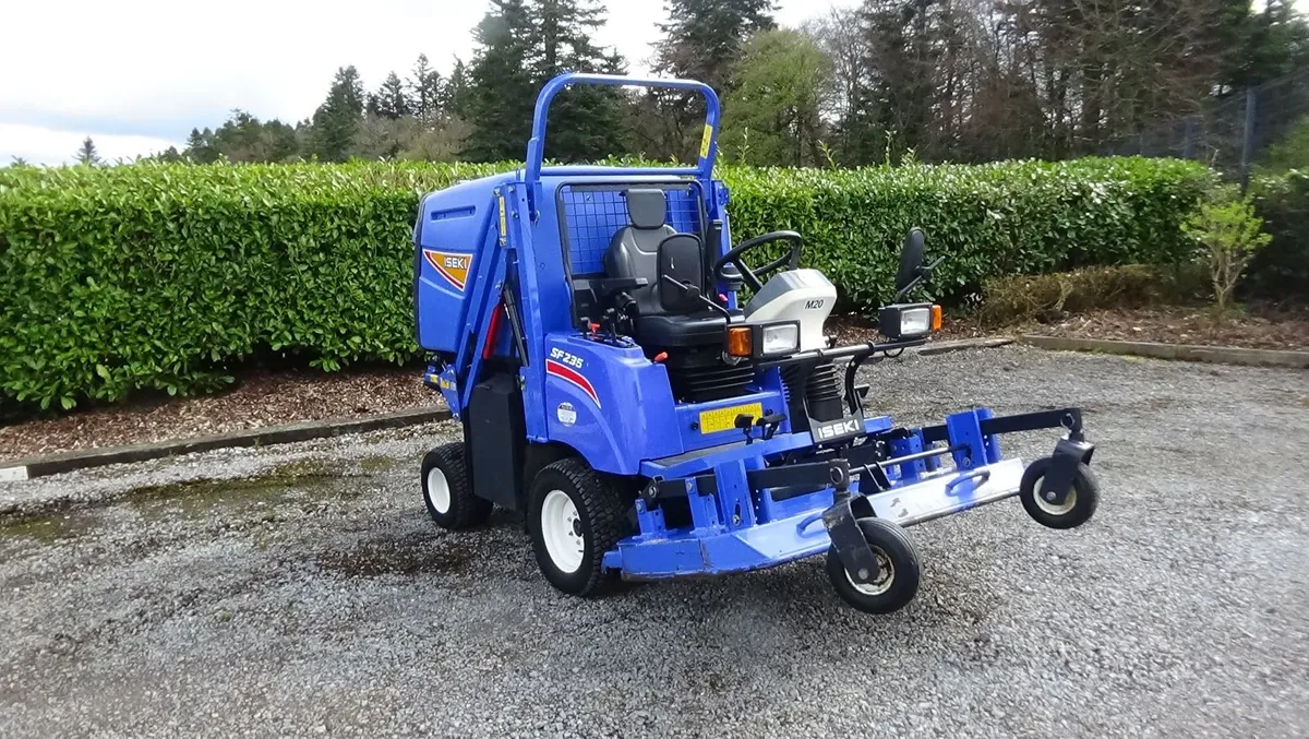 Iseki SF235 Ride on Mower - Image 1