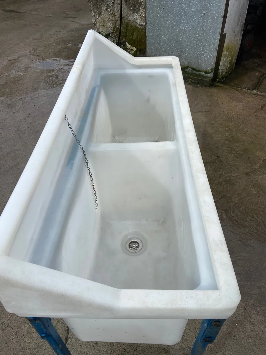 Wash trough - Image 3