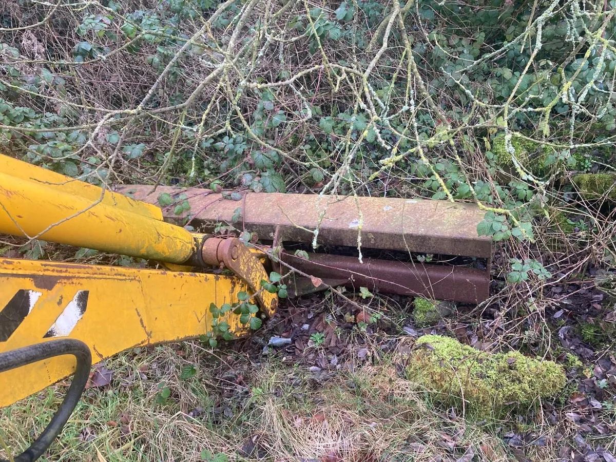 1988 Massey 50H back actor - Image 2