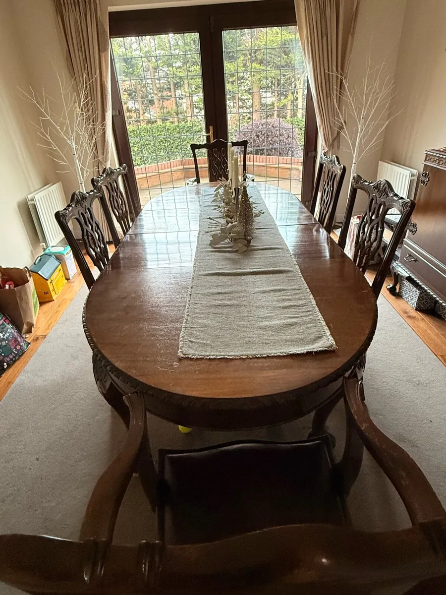 Mahogany Table, set of 8 chairs plus sideboard - Image 4