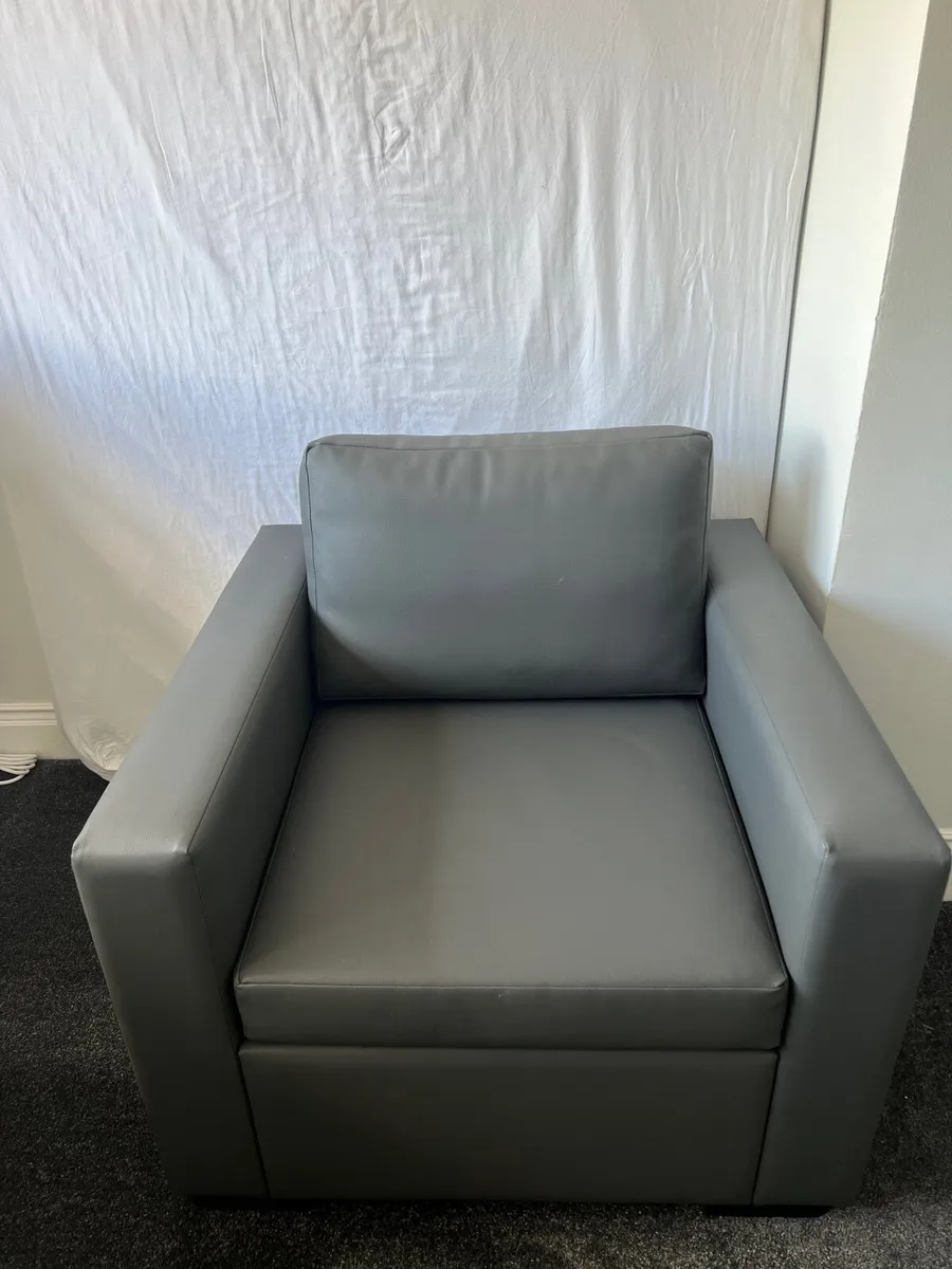 3 Piece Sofa Set - Image 2