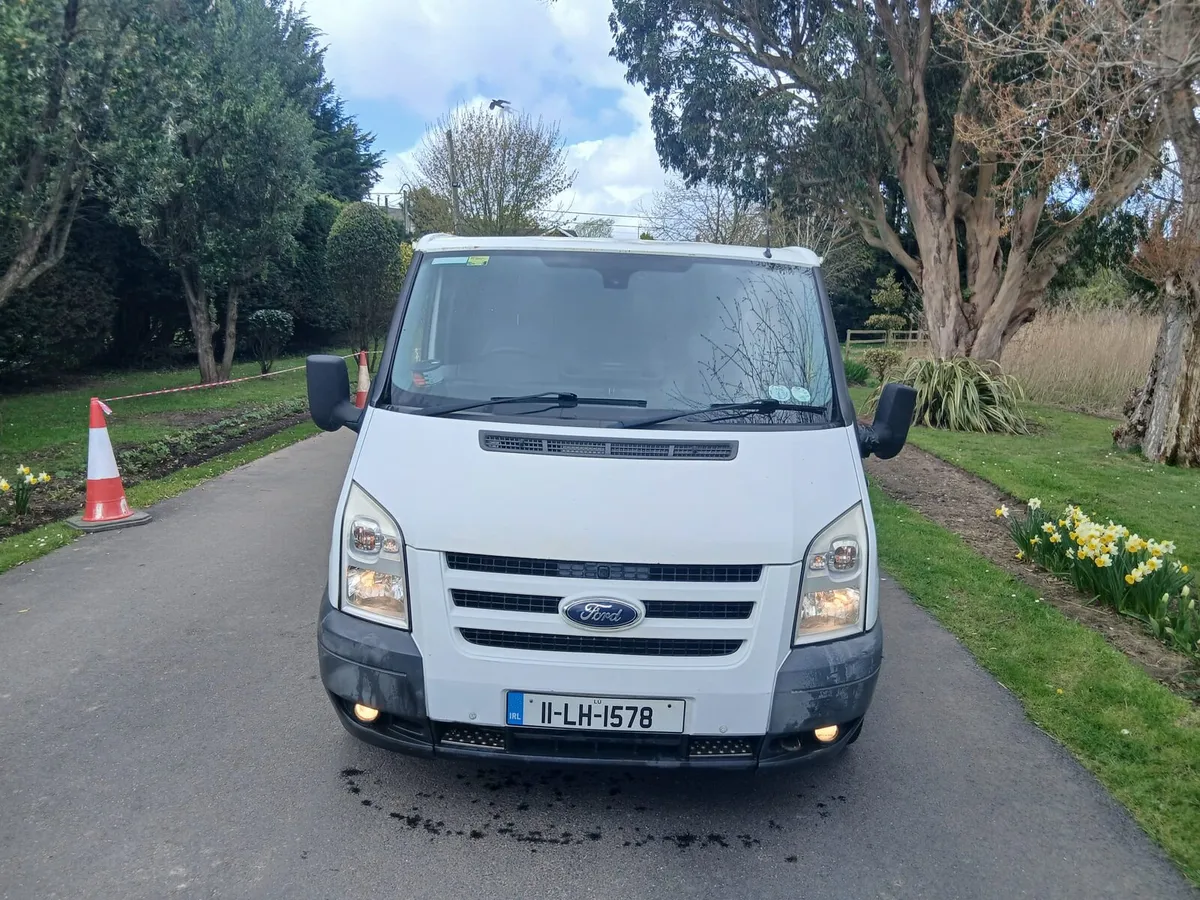 Ford transit taxed  doe book can come with 1 years - Image 2