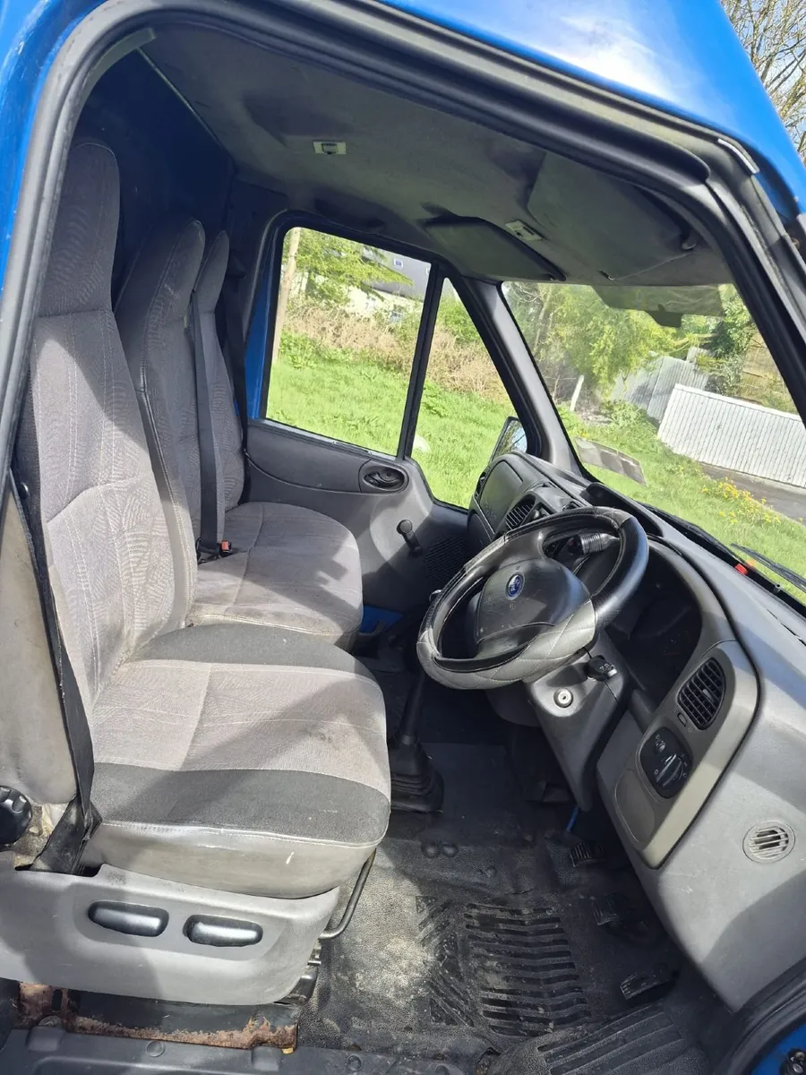 Ford Transit 2004 new doe till 02/27 - Image 4