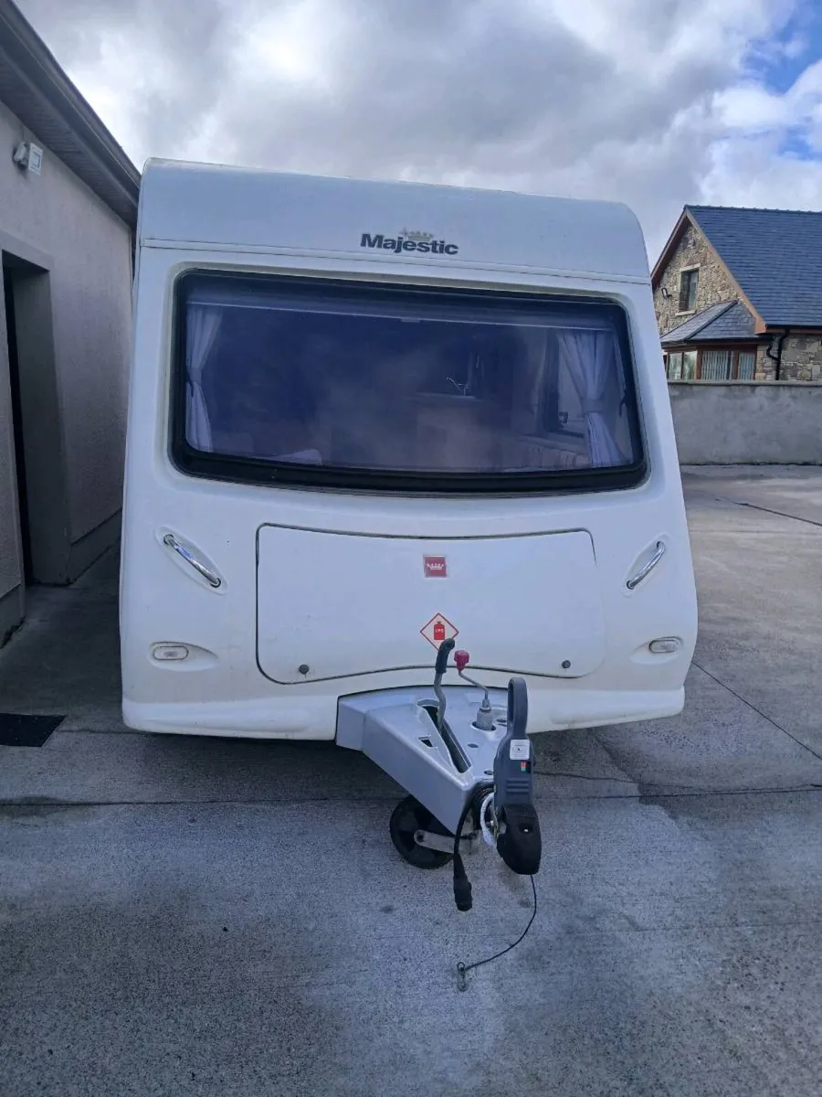 6 berth elddis mejestic - Image 2