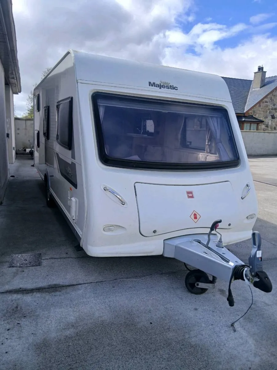 6 berth elddis mejestic - Image 3