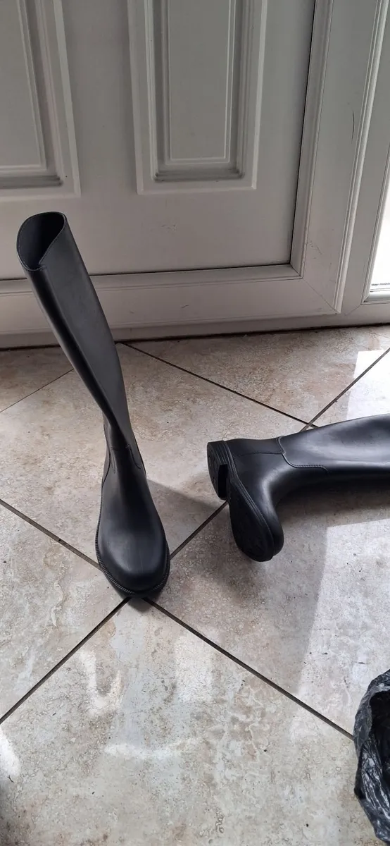 Riding boots - Image 2