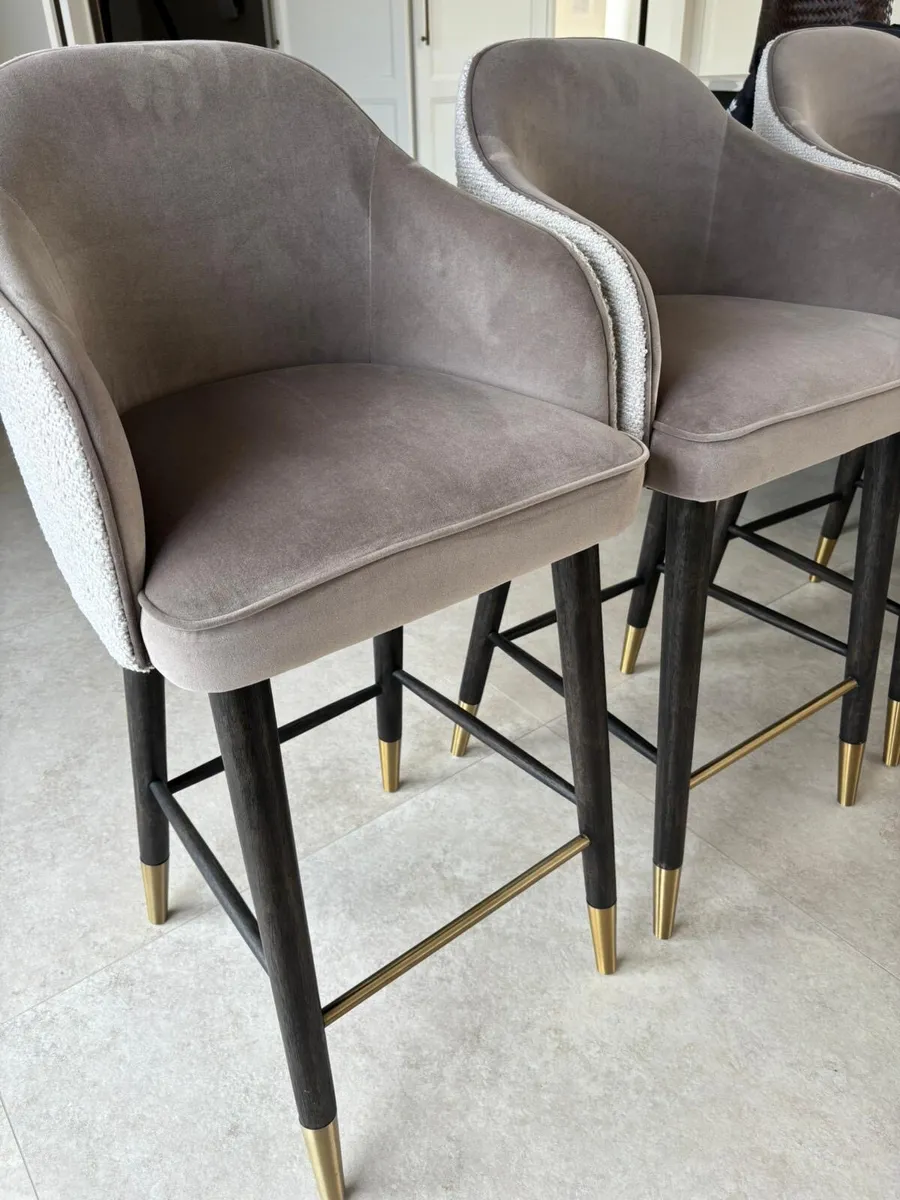 Diamond furniture BODI stools - Image 3