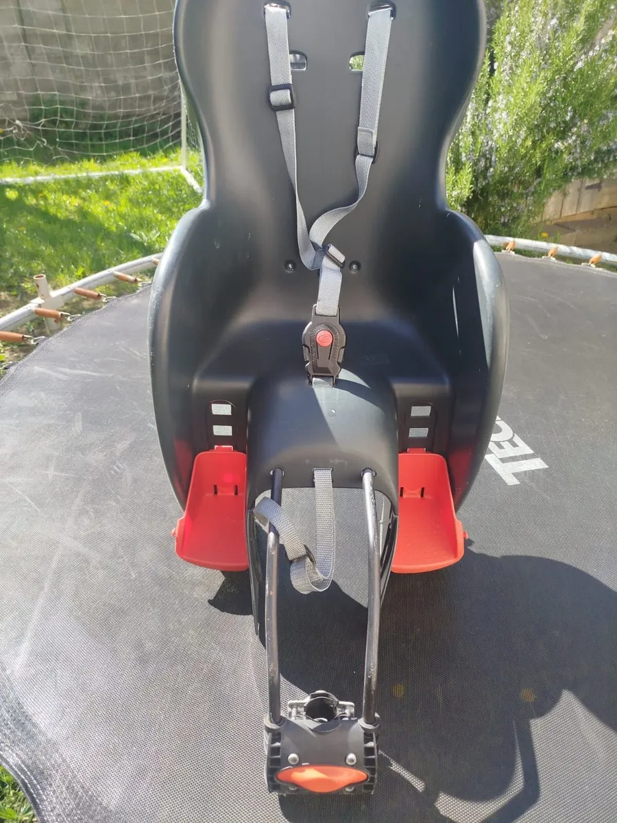 Polisport rear child bicycle seat. Ideal for kids - Image 2