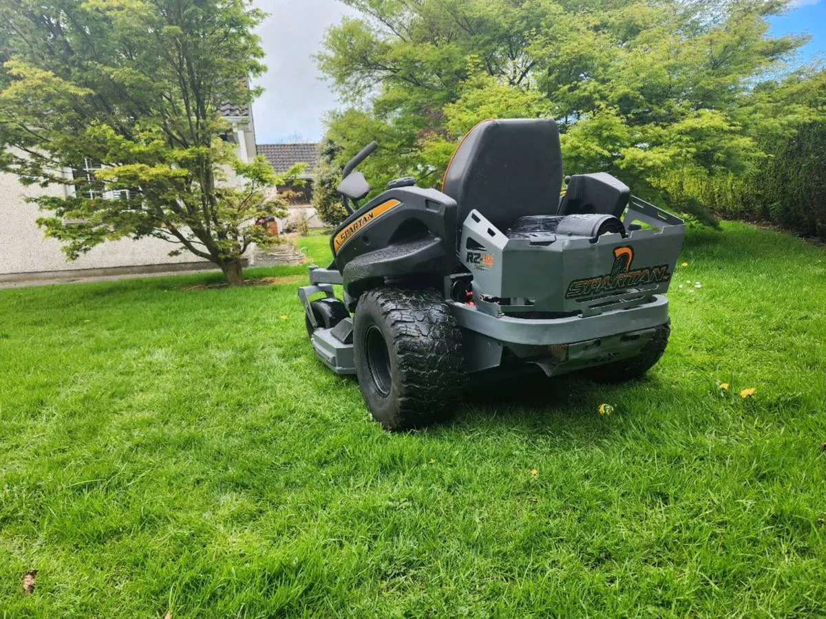 Zero turn lawnmower - Image 3