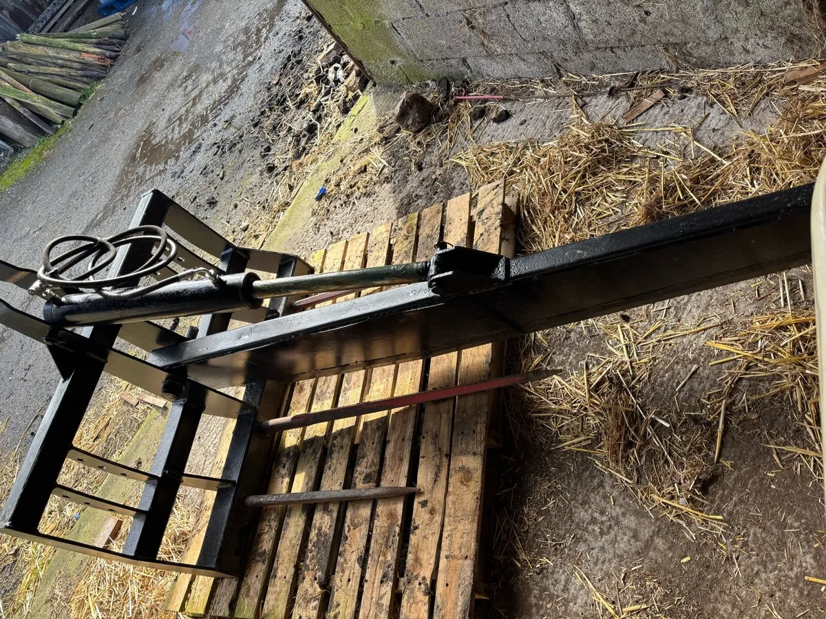 Bale Splitter - Image 3