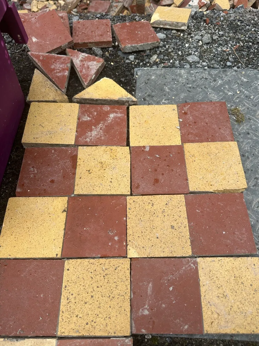 Reclaimed hand made quarry floor tiles - Platts - Image 3