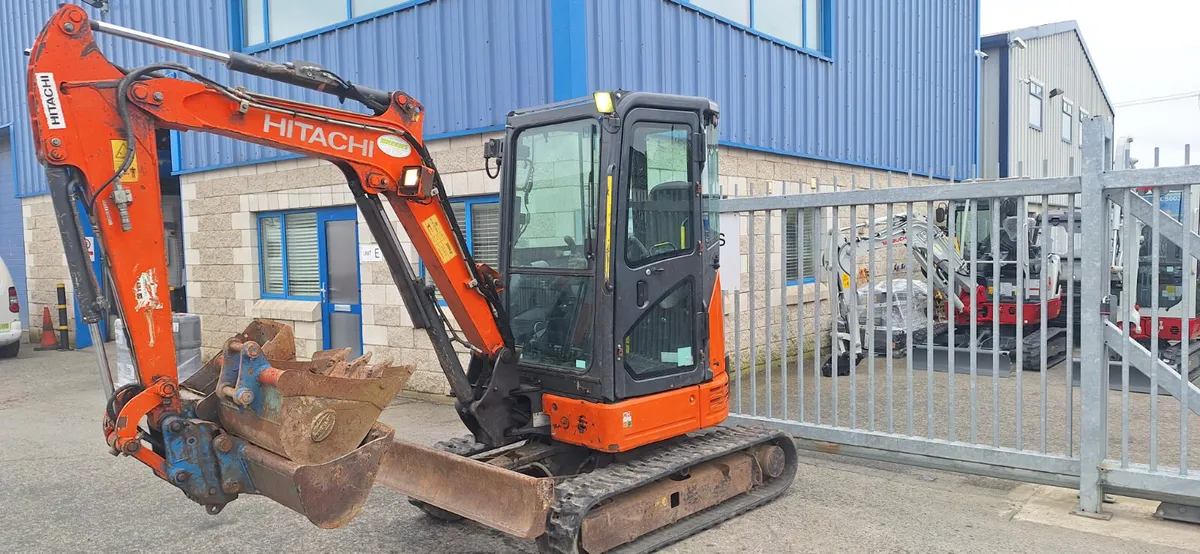 Hitachi 26U Excavator - Image 3