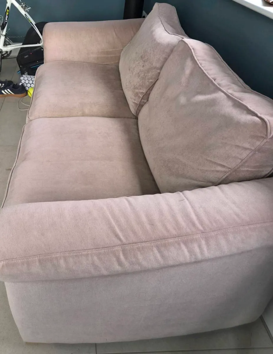 Second-hand couch in excellent condition - Image 1