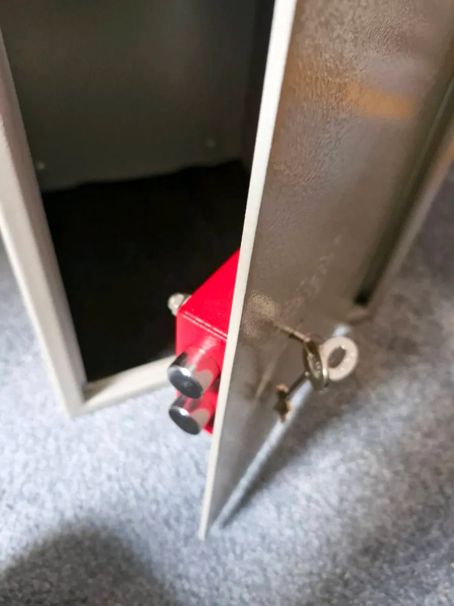 House Safe - Image 4