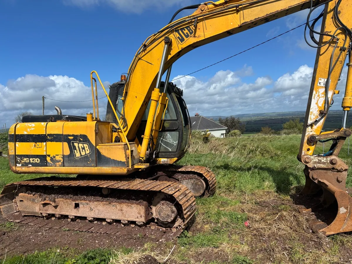 13 ton digger - Image 1