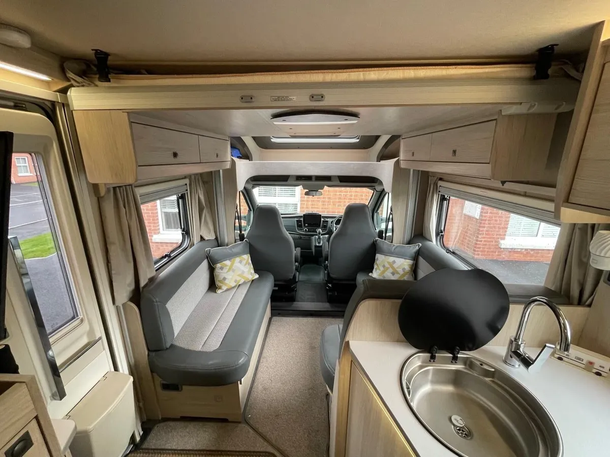 2023 Auto-Trail F-Line F60 4-Berth Automatic - Image 4