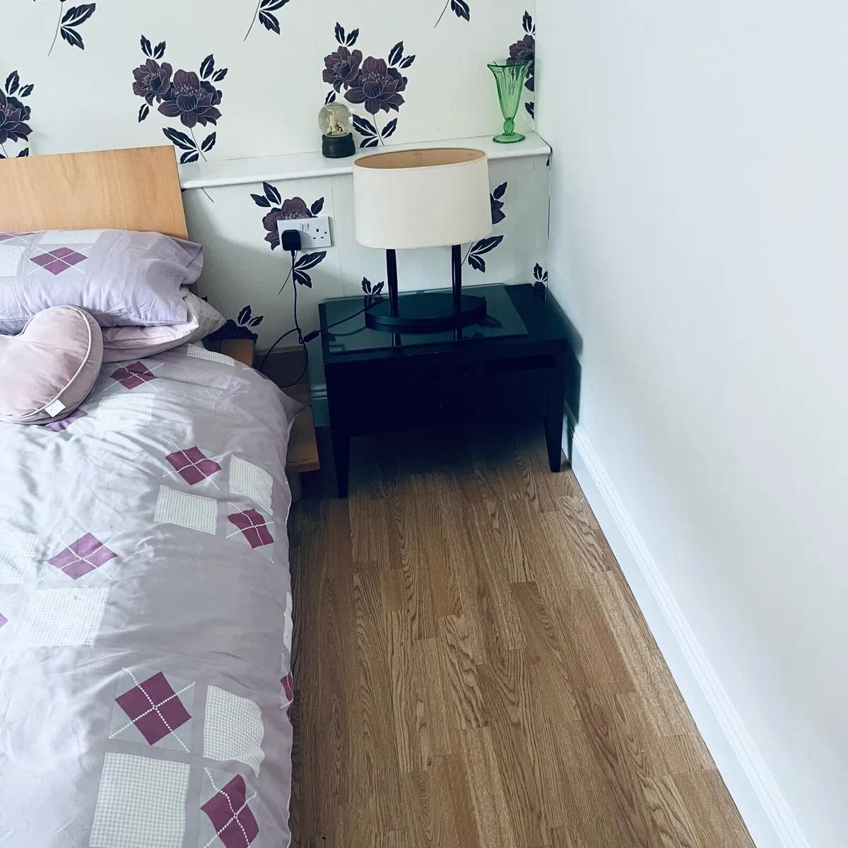 House contents. - Image 1