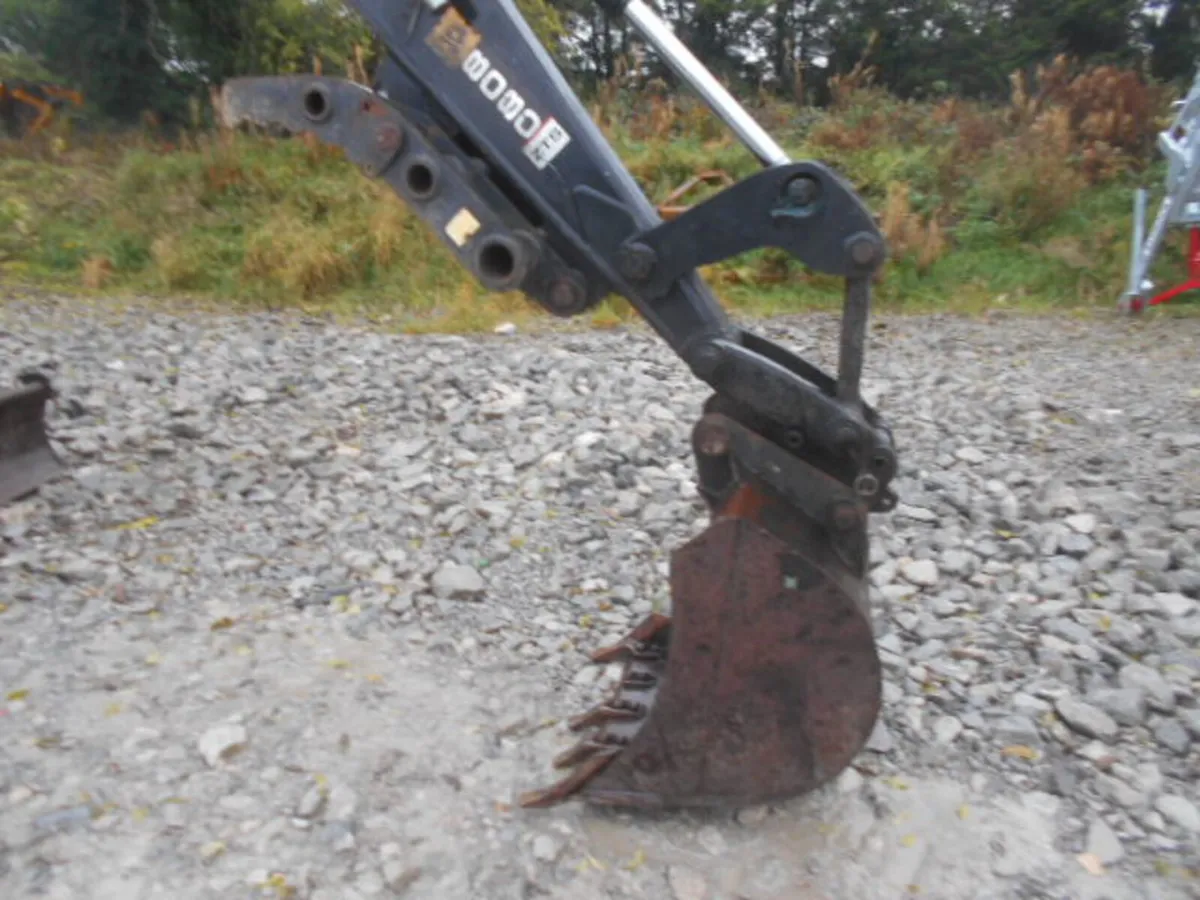 JCB 8080 ZTS DIGGER:  11016124 - Image 4