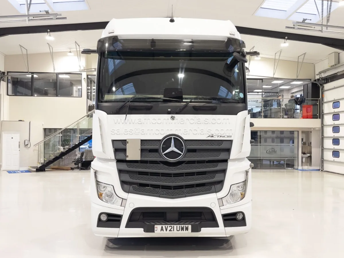 2021 MERCEDES ACTROS 2545 HIGH SLEEPER CAB - Image 2