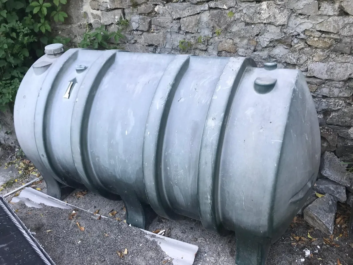 Used oil tank - Image 1