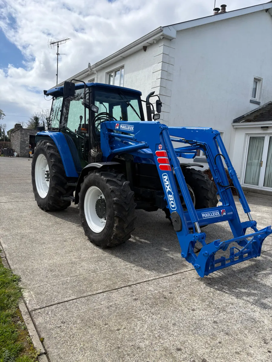 New Holland TL90 Tractor - Image 1