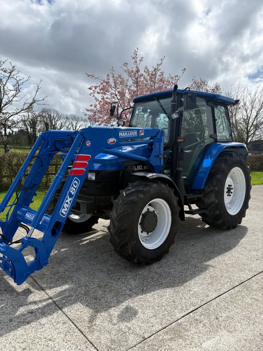 New Holland TL90 Tractor - Image 4