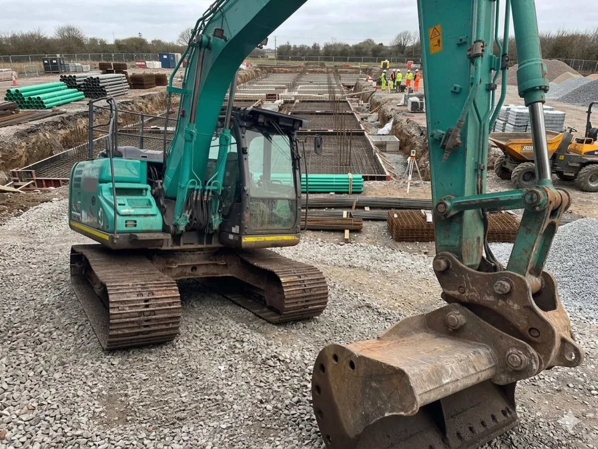 Kobelco SK130LC-11 - Image 1
