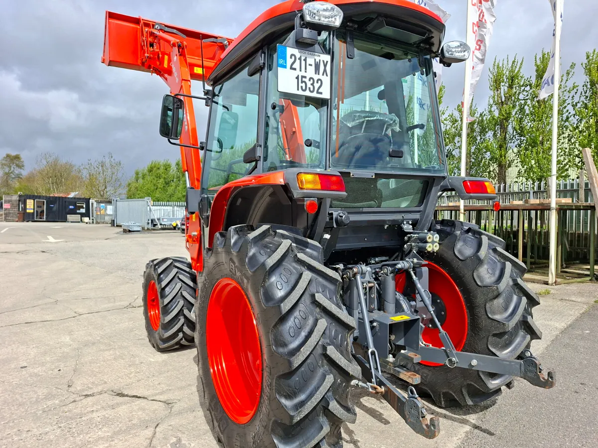 Kubota L2501 compact tractor - Image 4