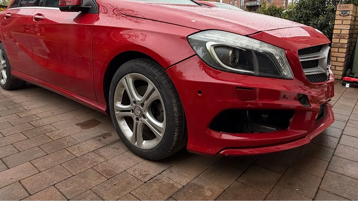 Mercedes A180 1.6 Petrol Automatic 53000 KM - Image 4