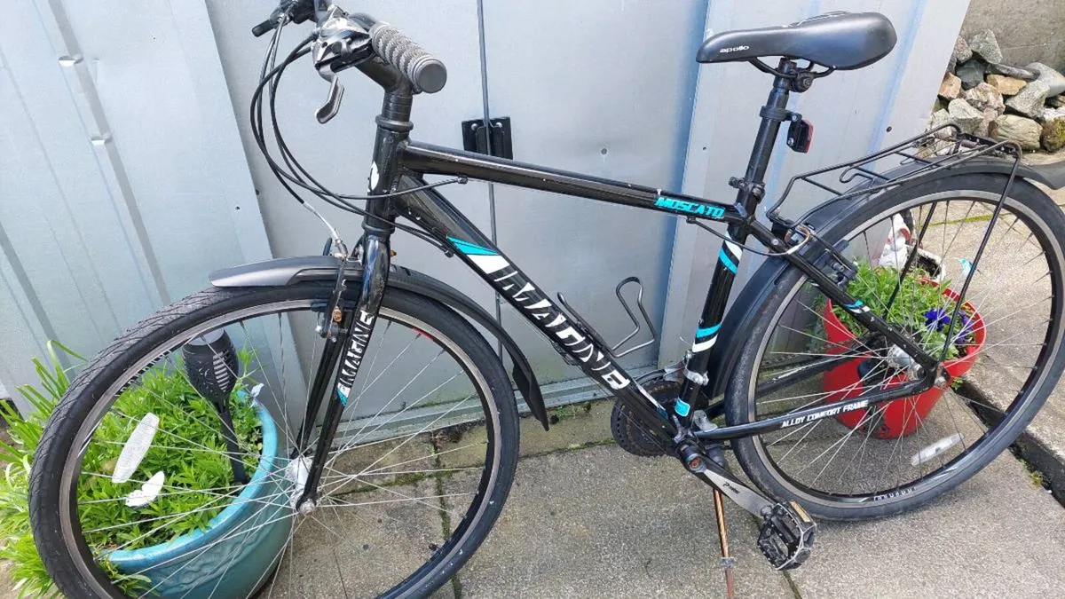 "Clearance" Selection €100 each - Image 3