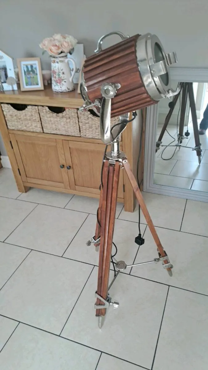 Floor lamp - Image 2