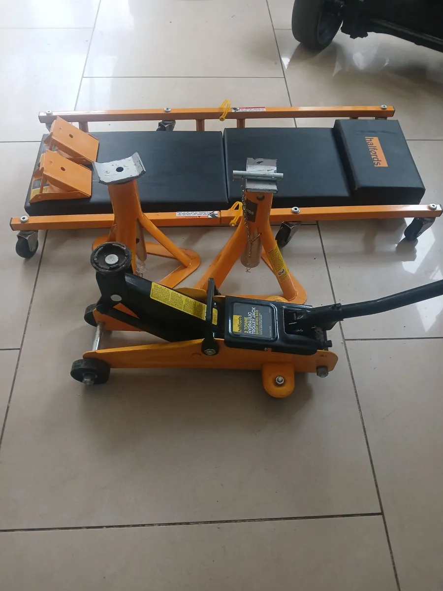 Garage equipment 2 tonne ramps and lifting set - Image 3