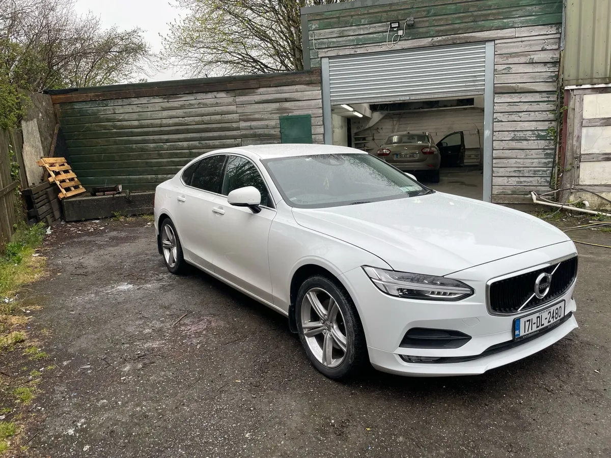Volvo s90 - Image 1