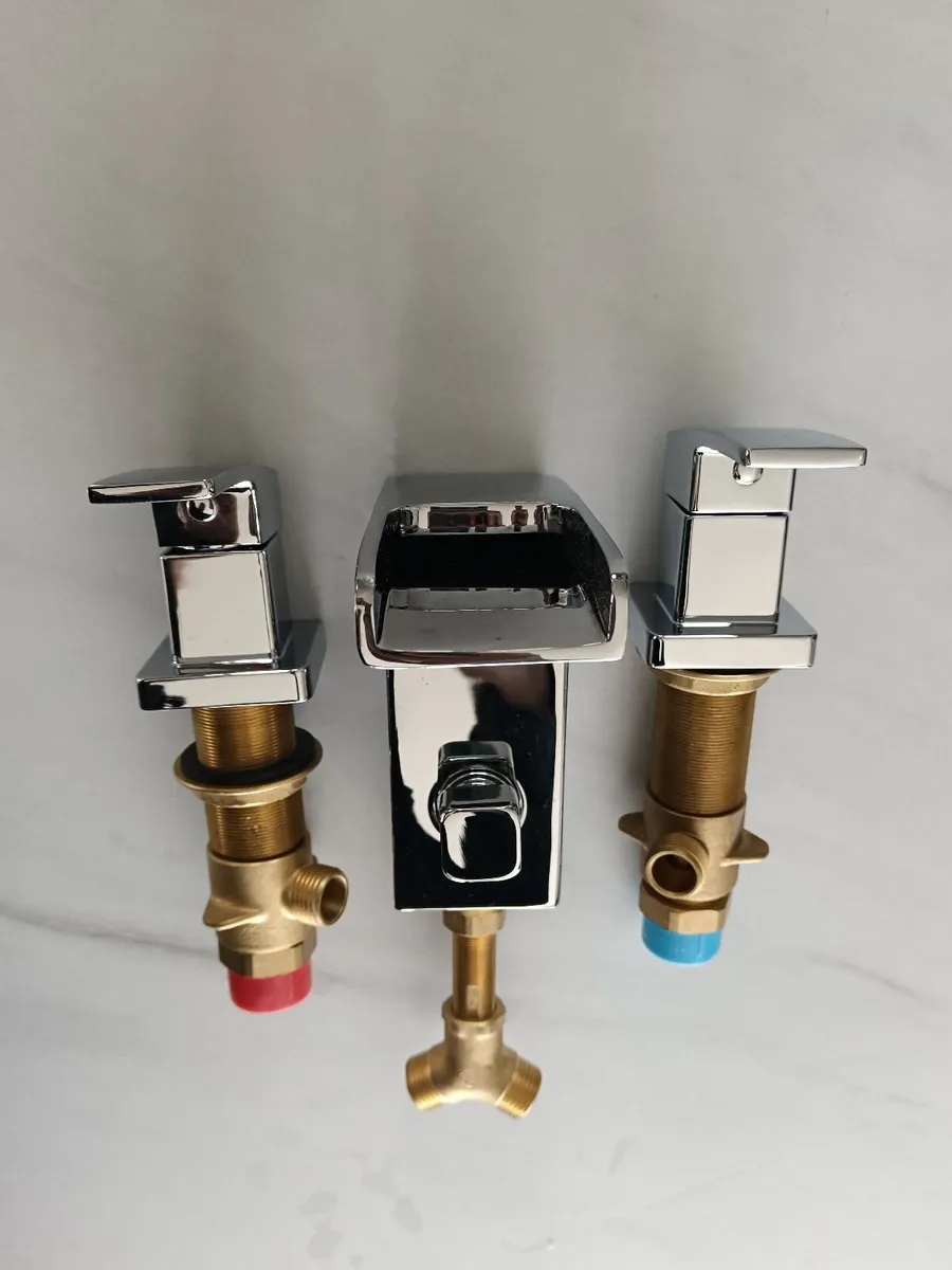 Chrome Bath Shower Mixer - Image 1