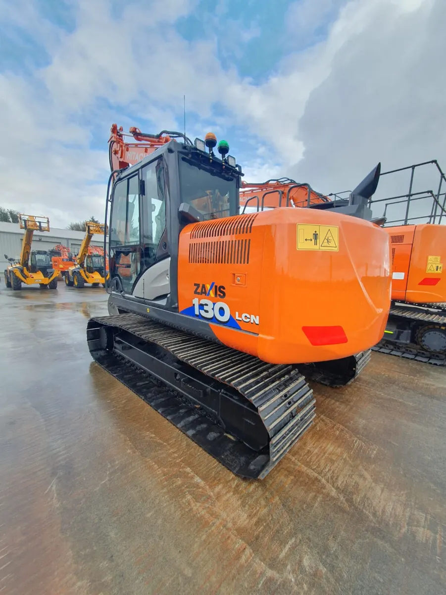 HITACHI ZX130-6 - Image 4