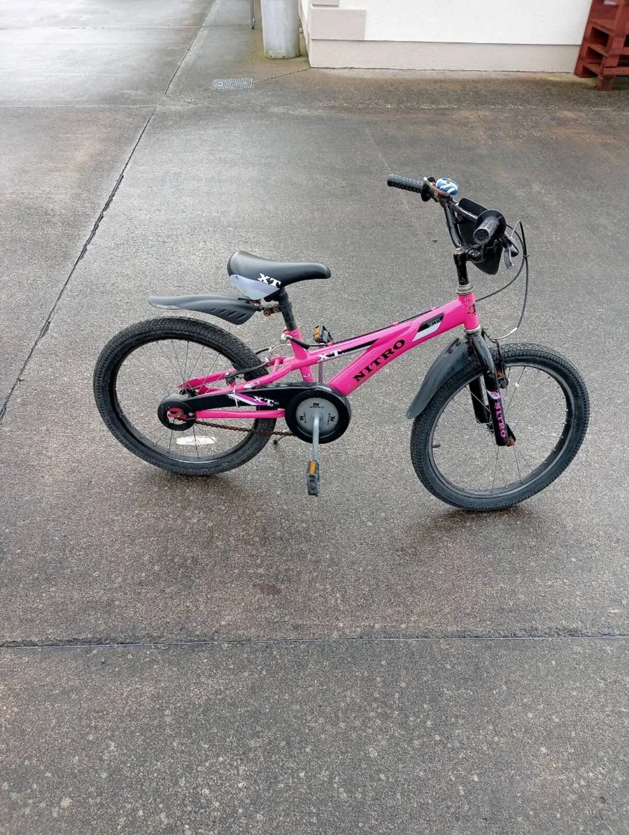 Pink bmx bike - Image 1